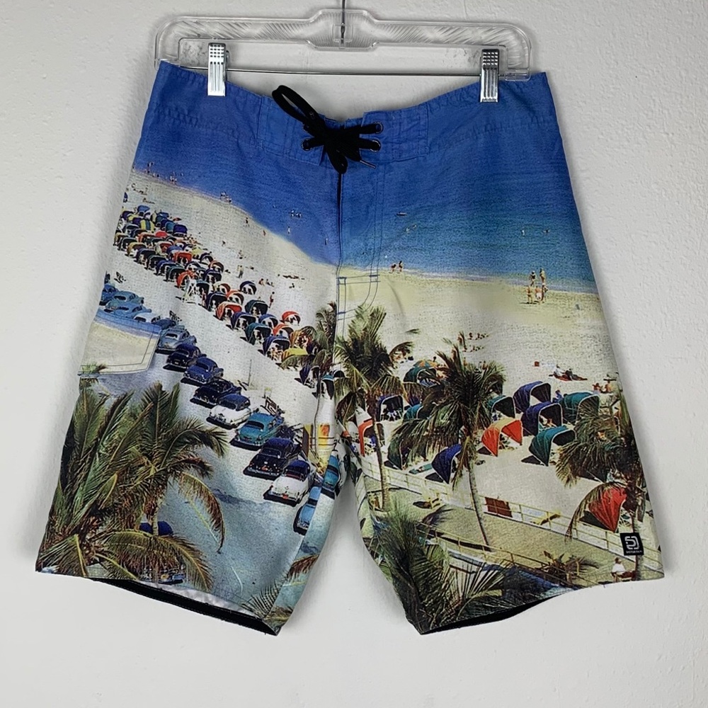 Distortion brand unique mens board shorts size 30